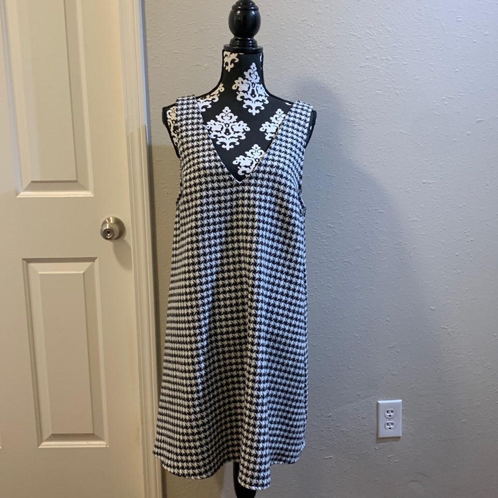 COPY - COPY - Sleeveless Houndstooth Dress by Shein